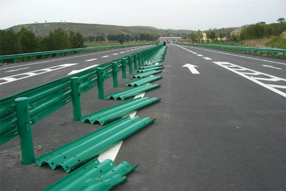 阳泉波形护栏的维护与管理确保道路安全的关键步骤