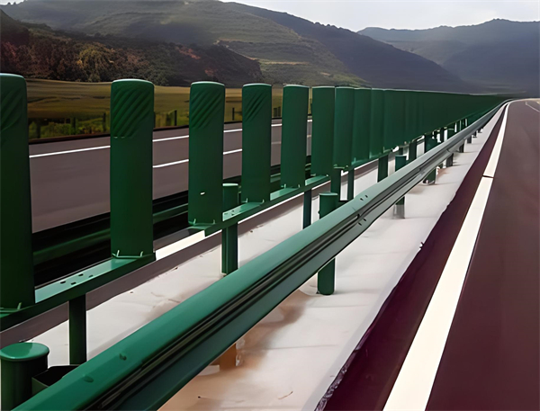 阳泉三波护栏板在高速公路的应用